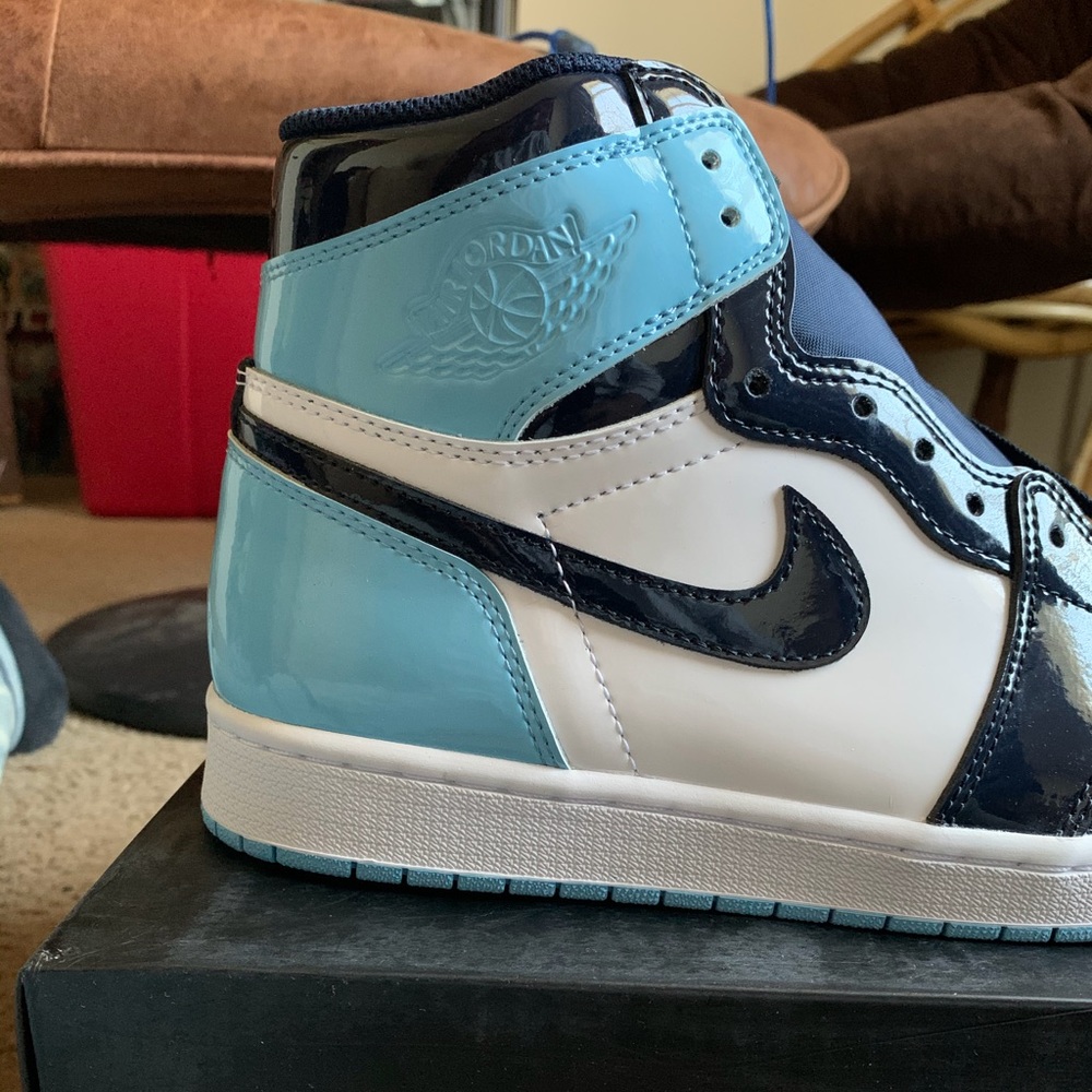 Air Jordan 1 Patent Obsidian 12W 10M